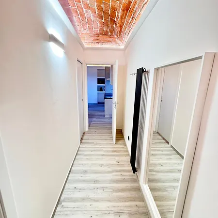 Daire Luxury Industrial Cave Centro Biella