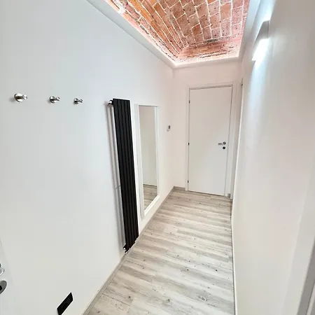 شقة Luxury Industrial Cave Centro *